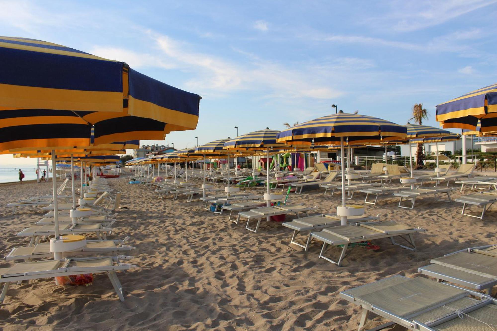 Hotel Caravel Marotta Zewnętrze zdjęcie