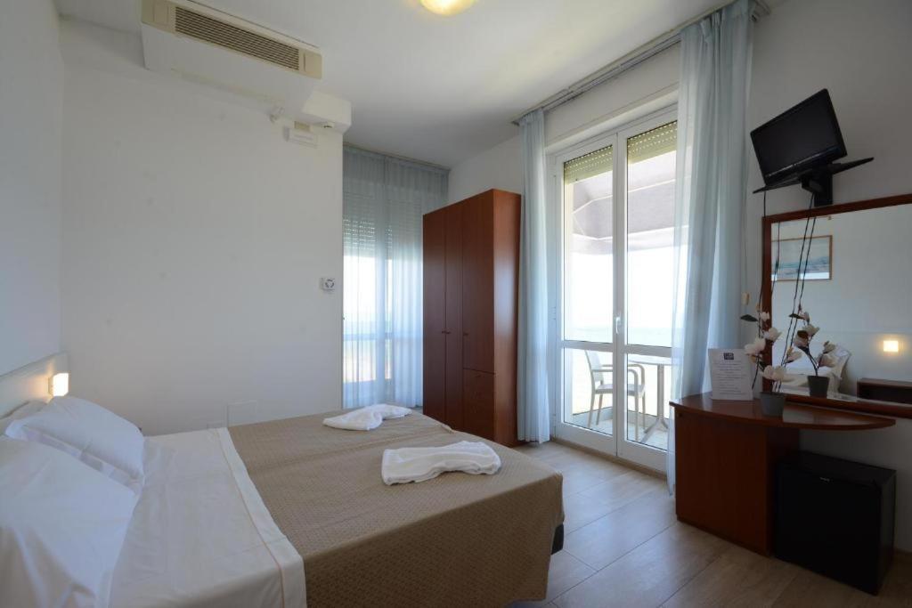 Hotel Caravel Marotta Zewnętrze zdjęcie