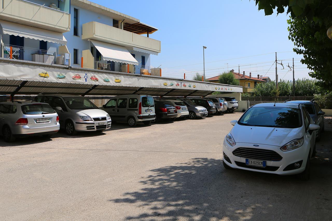Hotel Caravel Marotta Zewnętrze zdjęcie